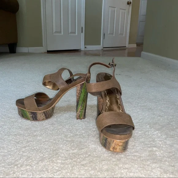 Women's Heels by NINE WEST - Picture 4 of 5